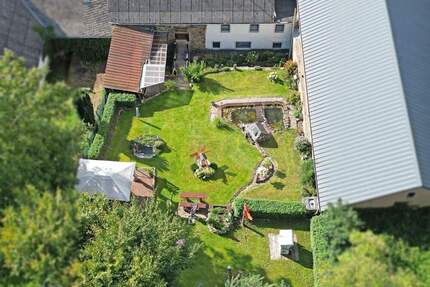 Einfamilienhaus mit Werkstatt, Gartenidylle & viel Platz für die ganze Familie - Morbach Morscheid-Riedenburg