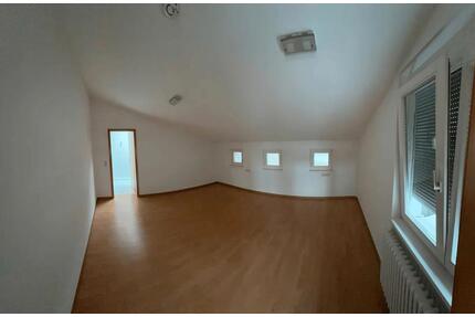 3-Zimmer Wohnung in Ravensburg - 1.400,00&nbsp;EUR Kaltmiete, ca.&nbsp; 80,00&nbsp;m&sup2; in Friedrichshafen (PLZ: 88046) Allmannsweiler