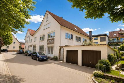 GLOBAL INVEST SINSHEIM | Mehrfamilienhaus mit 3 Wohnungen und Gewerbehallen im Zentrum von Lauffen - Lauffen am Neckar