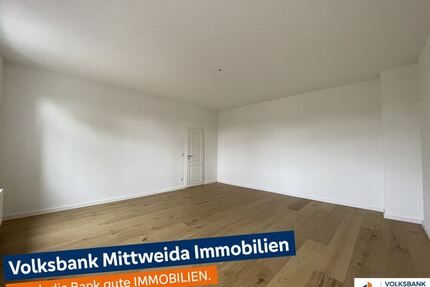 Exklusive Dachgeschosswohnung mit Balkon in aufwendig saniertem Gründerzeithaus - Falkenstein