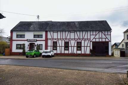 Haus zum Kaufen in Dommershausen 190.000,00 € 94 m²