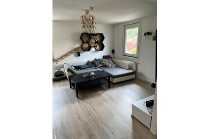 Renovierte 4 Zimmer Wohnung in Heidenheim zentrumsnah Teilmöbliert und Keller - Heidenheim an der Brenz Aufhausen