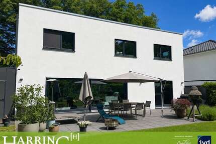 Haus zum Mieten in Großhansdorf 2.850,00 € 194 m²