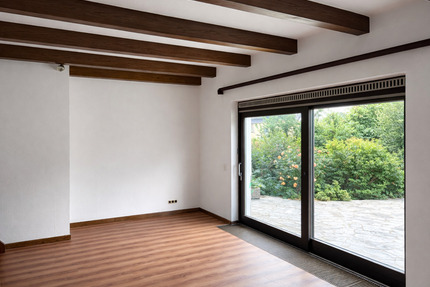 3-Zimmer im EG mit Traumgarten: 2 Terrassen, Gäste-WC in SW - Schweinfurt Gartenstadt