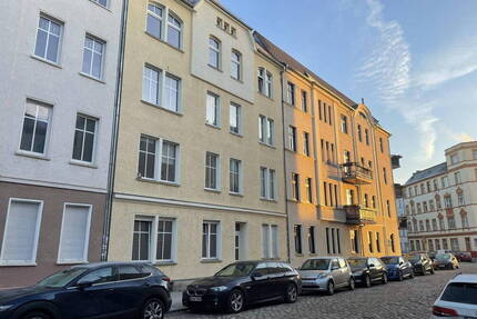 Helle 3-Zimmer Wohnung in schönem Altbau - Brandenburg an der Havel Neustadt