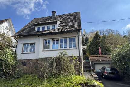 Haus zum Kaufen in Siegen 267.000,00 € 117.5 m²