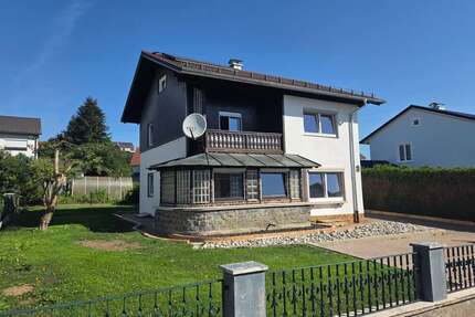 Haus zum Mieten in Simbach am Inn 1.300,00 € 160 m²