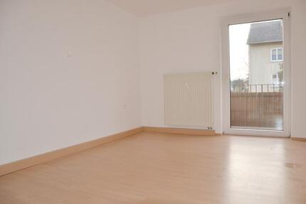 Renovierte 2-Zimmer-Wohnung mit Westbalkon, EBK & Stellplatz - Senden