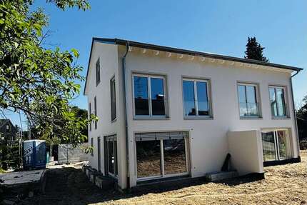 Haus zum Kaufen in Stockdorf 1.395.000,00 € 141 m²