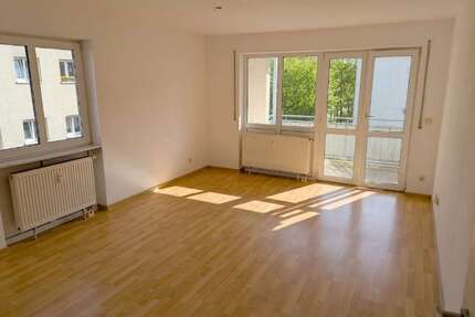 Wohnung zum Mieten in Dresden 694,54 € 63.14 m²