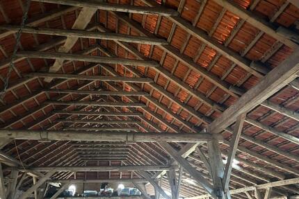 550 m² Ausbaufläche mit zusätzlichem Nutzungspotenzial (1,00 €) - Hage