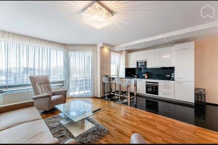 LUXUS möblierte WG 3 Zimmer Balkon Garage Keller Nähe Sana Klinik - Düsseldorf Stadtbezirk 7