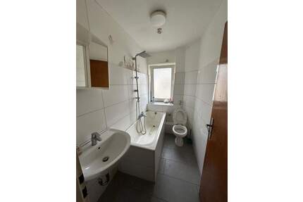 Charmante 5 Zimmer Dachgeschosswohnung in zentraler Lage von Bochum Gerthe