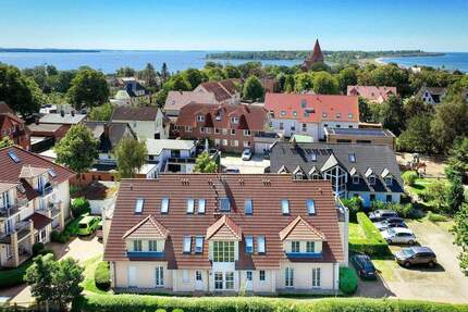 Lichtdurchflutete Dachgeschosswohnung mit zwei Balkonen - Wohnen am Meer - Ostseebad Rerik