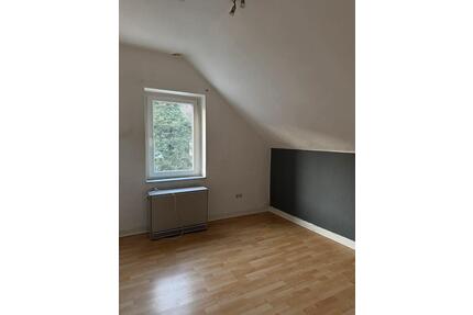 1- Zimmer Wohnung in Altena - 250,00&nbsp;EUR Kaltmiete, ca.&nbsp; 30,00&nbsp;m&sup2; in Altena (PLZ: 58762)