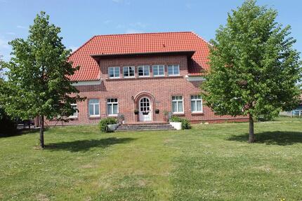 sehr schöne kleine 2 Zimmerwohnung zu vermieten - Dargun