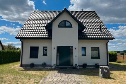 Einfamilienhaus mit großzügigem Grundstück - Ludwigslust