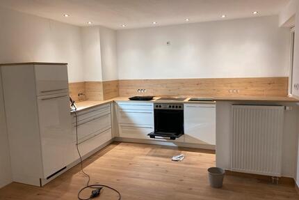 EG - Wohnung 4 Zimmer - 1.400,00&nbsp;EUR Kaltmiete, ca.&nbsp; 115,00&nbsp;m&sup2; in Vilshofen an der Donau (PLZ: 94474)