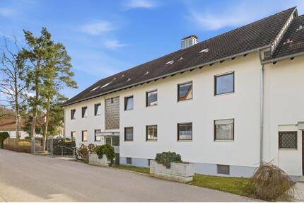 Nahe Uniklinik: Großzügige 3-Zimmer-Wohnung mit Balkon in Neusäß-Westheim