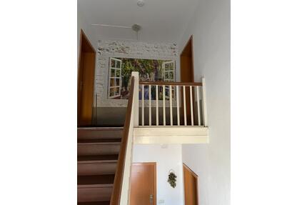 4 Raum Wohnung in ruhiger Lage - 470,00&nbsp;EUR Kaltmiete, ca.&nbsp; 85,00&nbsp;m&sup2; in Elsteraue (PLZ: 06729)