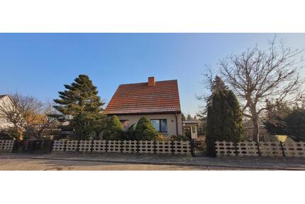 Einfamilienhaus Genthin - 145.000,00&nbsp;EUR Kaufpreis, ca.&nbsp; 87,00&nbsp;m&sup2; in Genthin (PLZ: 39307)