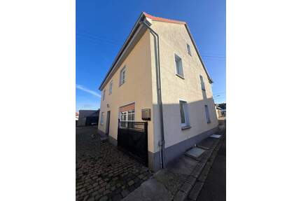 Top-Gelegenheit! Charmantes Bauernhaus mit Nebengebäuden in Duchroth zu verkaufen!