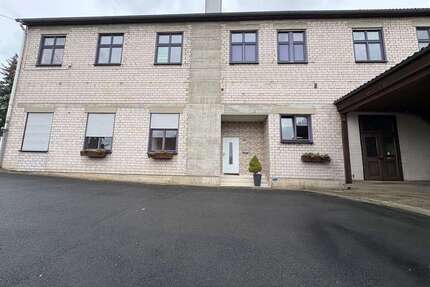 Halle in Markt Einersheim 1.500,00 € 280 m²