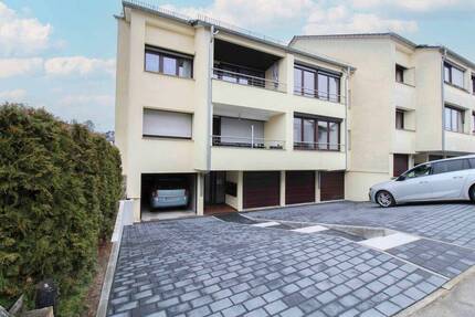 Naturnahes Wohnen: 3,5 Zi. Wohnung mit Garage und Wintergarten. Energieeff. C - Grafenau Döffingen