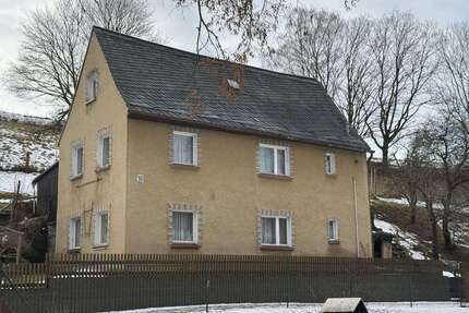 Haus zum Kaufen in Hennersdorf Augustusburg 99.000,00 € 120 m²