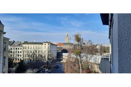 Prov.frei: 2-Zi-Wohnung 5. Et., Blick auf Rathausturm Spandau - Berlin