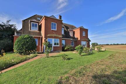 Helle 3-Zimmer-Eigentumswohnung in sonniger, ruhiger Lage mit traumhaftem Weitblick! - Boltenhagen Redewisch