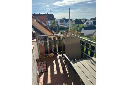 Schöne 3 Zimmer DG-Wohnung zu vermieten - Gießen Allendorf