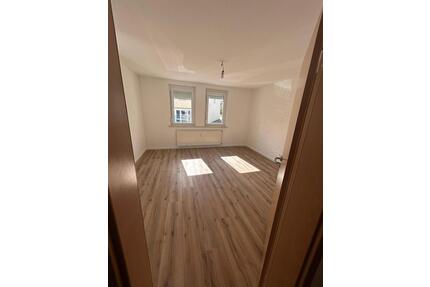 1,5 Zimmer Erstbezug nach Renovierung - Trossingen