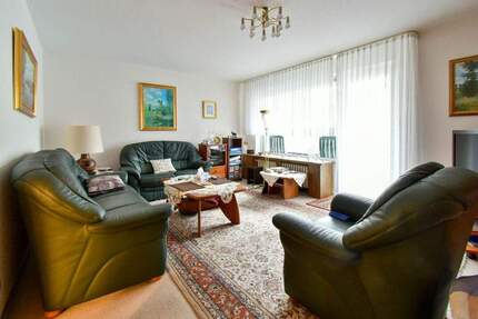 Leben und Leben lassen! Schöne, ruhige Wohnung mit Balkon und TG-Stellplatz - Essen / Margarethenhöhe