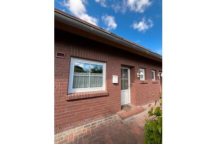 Gemütliches Reihenhaus in Norden – inklusive Stellplatz