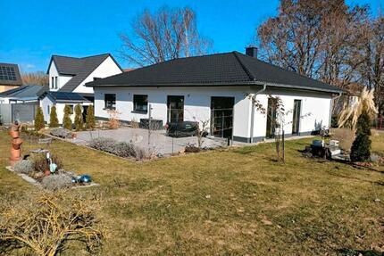 Bungalow Baujahr 2021, KFW 55, Einfamilienhaus barrierefrei - Braunsbedra Frankleben