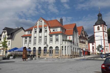 2-Raum-Wohnung mit großem Balkon in zentraler Wohnlage - Zella-Mehlis