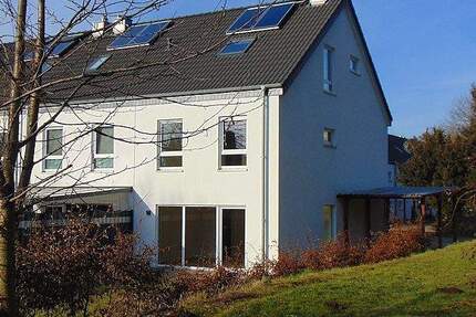 LETZTES NIEDERIGENERGIE HAUS – Erstbezug mit TOP- Ausstattung, Sonnengarten und Einbauküche! - Düren