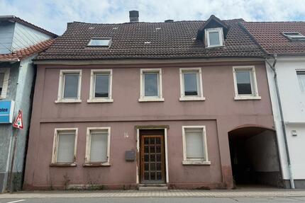 Altbauhaus in zentraler Lage Rimbach 291 m2 Ohne Provision