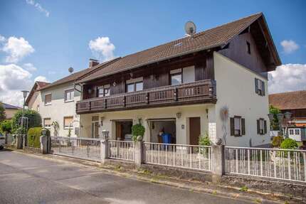 Haus zum Kaufen in Wallersdorf 399.000,00 € 198.02 m²