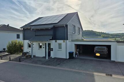Neuwertiges Einfamilienhaus in Top Lage, direkt an der Grenze - Nittel