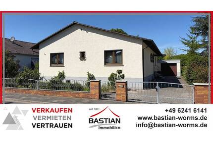 Bungalow-Glück im Pfeddersheimer Musikerviertel: ca. 135 m² Wohnen, Terrasse, Garten, Garage! - Worms / Pfeddersheim