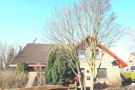 Haus zum Kaufen in Ratekau 698.000,00 € 270 m²