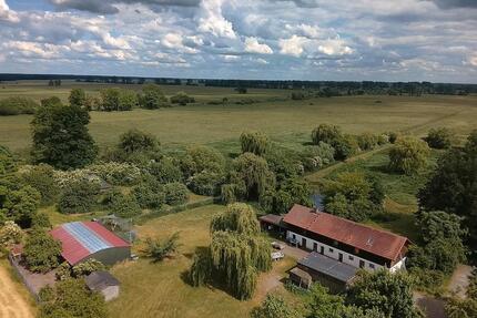 Bauernhof, Pferdeimmobilie mit 2,5 ha Eigenland - Friesack