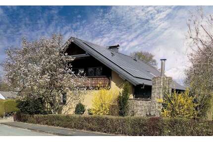 Haus zum Kaufen in Extertal 369.000,00 € 220 m²