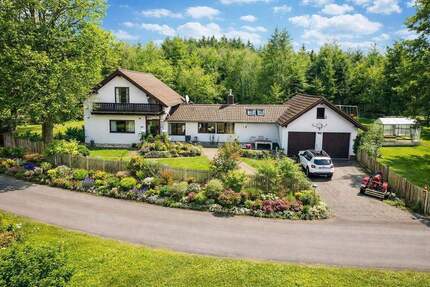 Landhaus Anwesen in exponierter Aussichtslage auf einem Höhenzug nahe Nürburgring provisionsfrei - Baar OT Wanderath