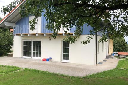 Großzügiges Einfamilienhaus ab sofort zu vermieten. - Innernzell