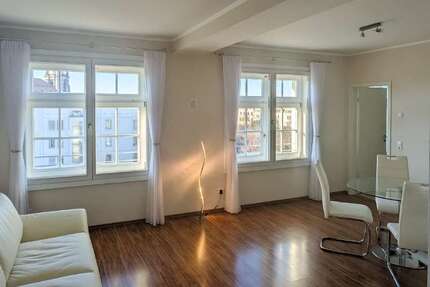 Wohnung zum Kaufen in Dresden 220.000,00 € 54.21 m²