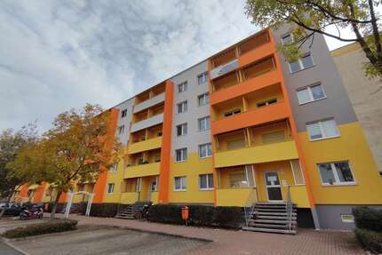 Wohnung zum Mieten in Bitterfeld-Wolfen 410,00 € 65 m²