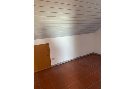 Schöne 3 Zimmer Wohnung mit Aussicht in Würzburg-Oberdürrbach